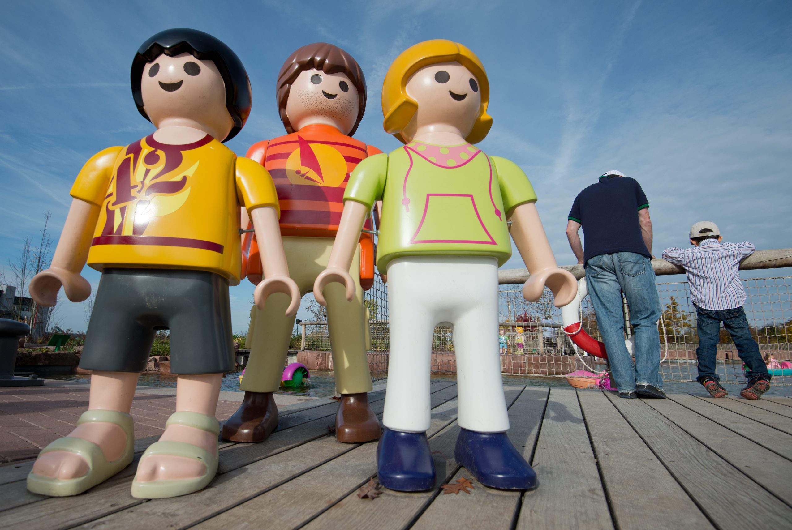 Drei Figuren von Playmobil
