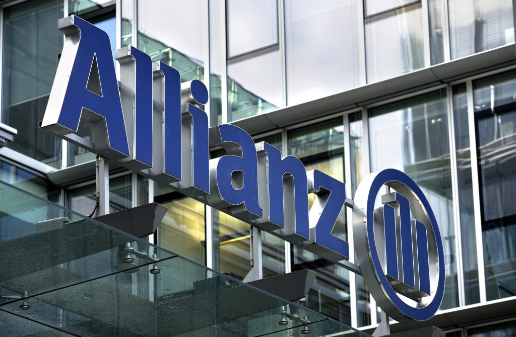 Nahaufnahme vom Logo der Allianz